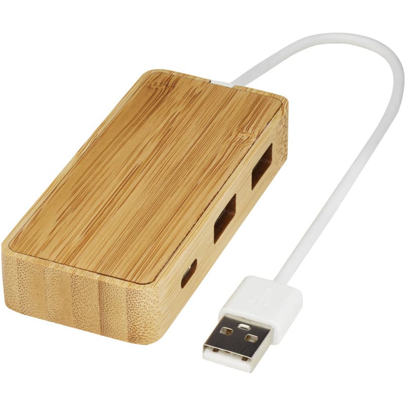 Bild på USB-hubb med Type-C Port i Bambu utan tryck